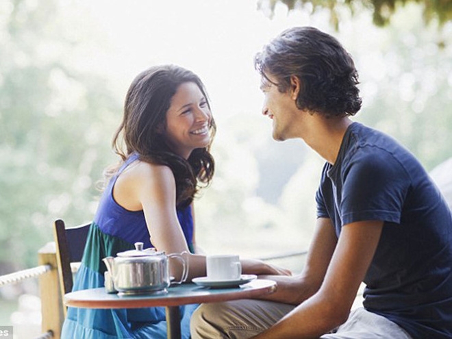 Đêm tân hôn tôi bị chồng bỏ lại một mình, sáng ra thì bị cả nhà chồng dằn mặt - Ảnh 1.