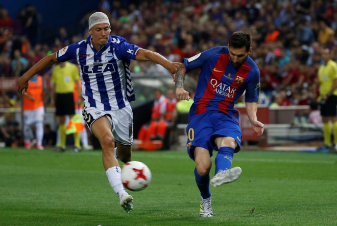 Messi mat vi tri so truong duoi thoi HLV moi hinh anh 1