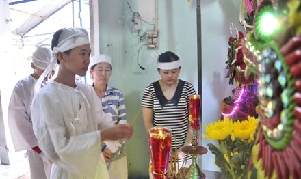 nguoi dan ong tu vong sau khi bi moi ve cong an phuong lam viec hinh anh 1