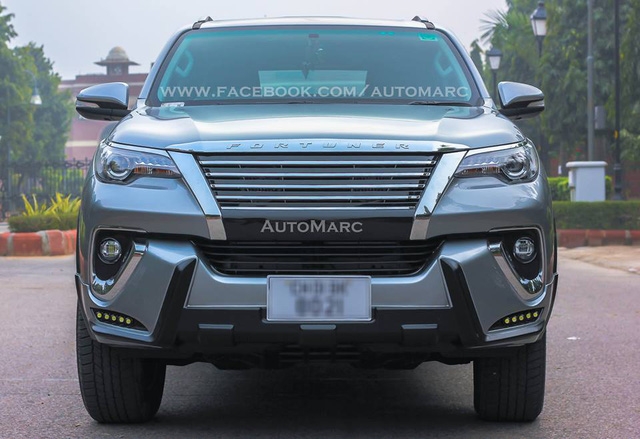 Choáng với Toyota Fortuner 2016 lắp body kit theo phong cách Lexus - Ảnh 1.
