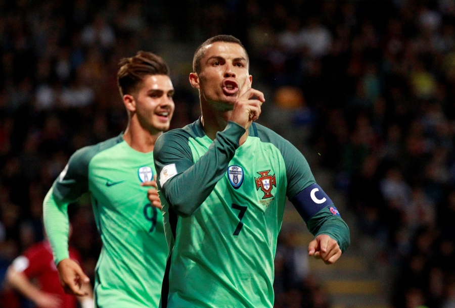 Confederations Cup 2017: Khao khát của Ronaldo