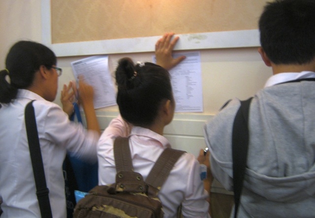 Nhiều cử nhân không đủ khả năng kiếm việc làm nên chọn cách... học tiếp (Ảnh mang tính minh họa)