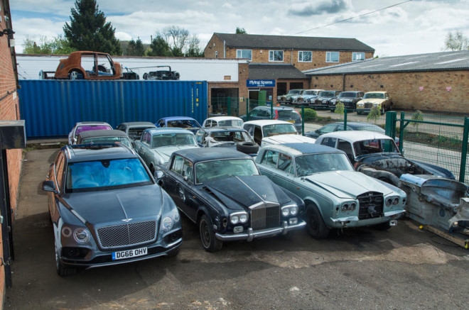Nghia trang xe sieu sang Rolls-Royce va Bentley lon nhat the gioi hinh anh 1