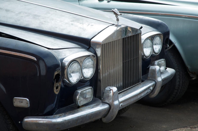 Nghia trang xe sieu sang Rolls-Royce va Bentley lon nhat the gioi hinh anh 10