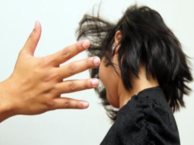 Tát con như trời giáng rồi chìa đơn ly hôn