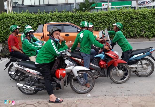 That the, tai xe xe om 'muon danh' Grab, Uber bat khach hinh anh 3