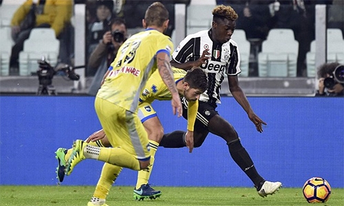 cha-cua-sao-tre-doi-juventus-tang-may-cay-neu-muon-giu-con-trai-1