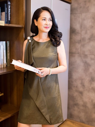  Cách đây không lâu bà lại nhận vai người dẫn chuyện của chương trình Chuyện kể lúc 0 giờ, trên kênh truyền hình ANTV. 