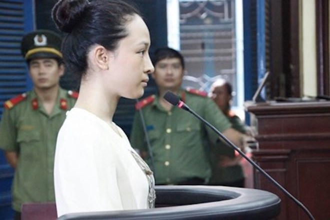 hoa hau phuong nga su dung quyen im lang: bat loi hay co loi? hinh anh 1