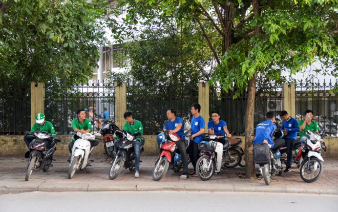 Kho song, vi sao xe om khong chay het qua Uber, Grab? hinh anh 1