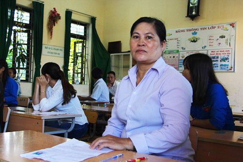 thi-sinh-len-chuc-ong-ba-van-di-thi-thpt-quoc-gia-1
