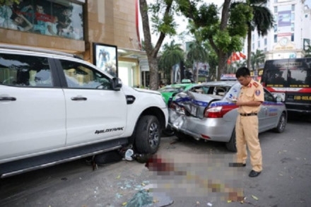 Vụ xe bán tải gây tai nạn liên hoàn: “Tôi không chấp nhận việc dùng tiền để lấp liếm trách nhiệm” ảnh 1