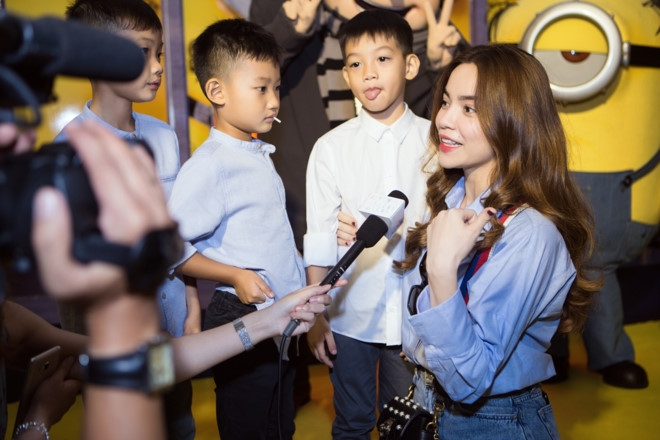 Ho Ngoc Ha dan Subeo di xem phim hinh anh 2