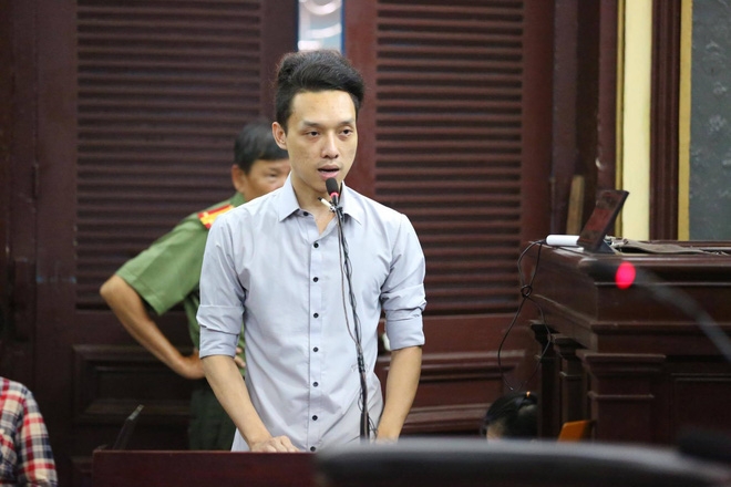 Ai là người chuyển những bức thư thông cung ra ngoài trong vụ án hoa hậu Phương Nga? - Ảnh 1.