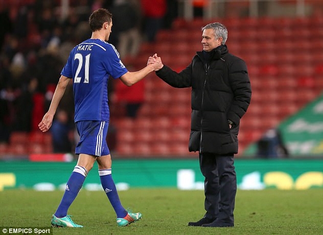 Mourinho - Matic: Het si nhuc lai tim den nhau? hinh anh 1