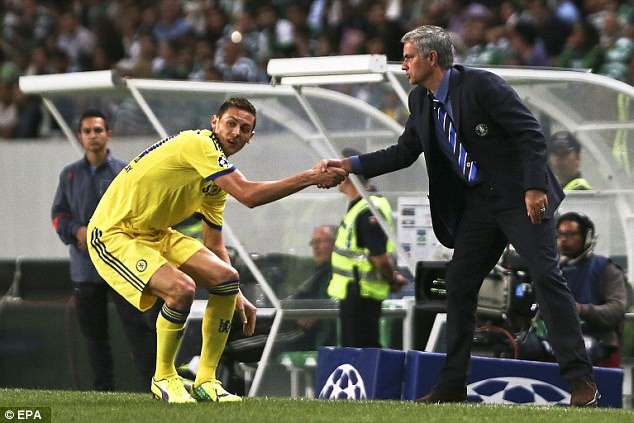 Mourinho - Matic: Het si nhuc lai tim den nhau? hinh anh 3