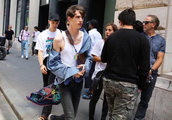 8 xu huong street style doc dao tai tuan le thoi trang nam hinh anh 2