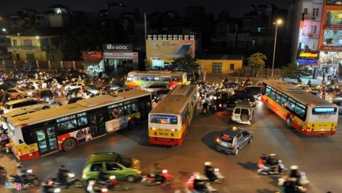 90% dan Ha Noi ung ho cam xe may: Khong hoi toi?
