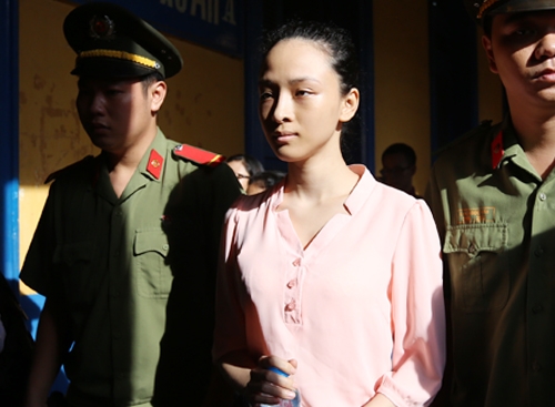 luat-su-kien-nghi-trieu-tap-dieu-tra-vien-ghi-loi-khai-cua-phuong-nga