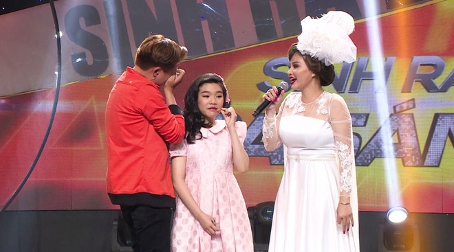 Clip danh hài Lê Giang liên tục nói vấp, nói sai khiến gameshow gián đoạn - Ảnh 1.