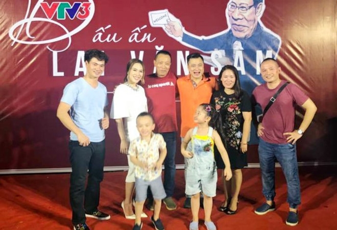 My Tam va dan BTV to chuc tiec chia tay MC Lai Van Sam hinh anh 1