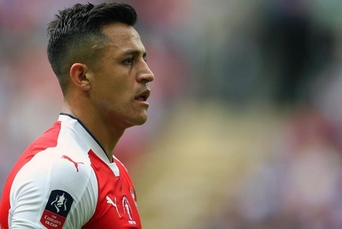 Nong Arsenal muon ban tien dao Sanchez hinh anh 2