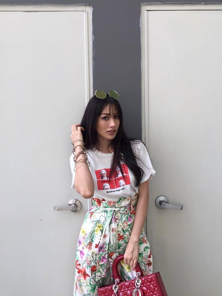 Dan sao Viet lang xe xu huong street style mua he hinh anh 6