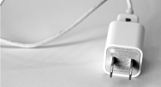 Mot so loi lien quan den pin iPhone va cach khac phuc hinh anh 2