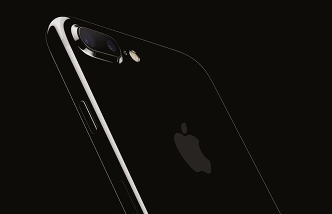 Apple dường như đã thất bại với việc tích hợp máy quét vân tay vào màn hình iPhone 8