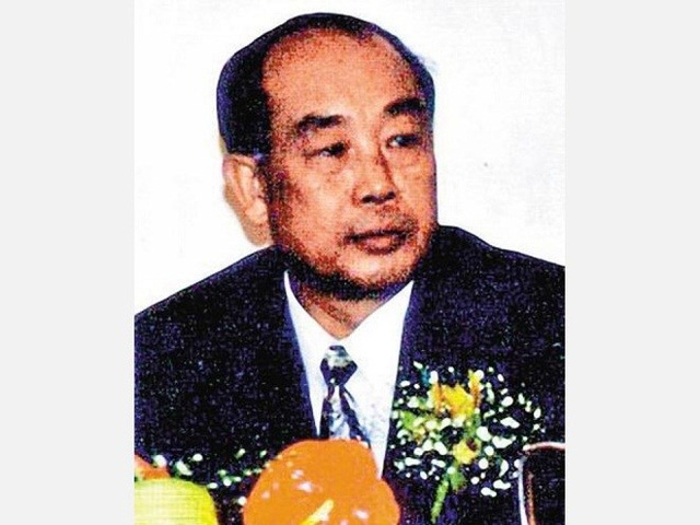   Vương Bảo Sâm 