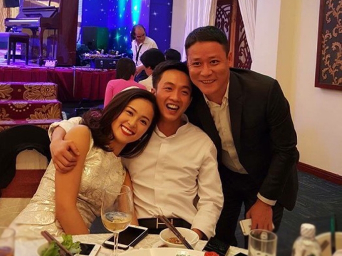 chuyen-tinh-yeu-2-nam-nhieu-song-gio-cua-ha-vi-cuong-do-la-1