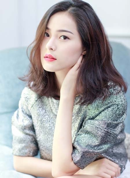 nhan sac bien doi cua ha vi sau 2 nam yeu cuong do la hinh anh 1