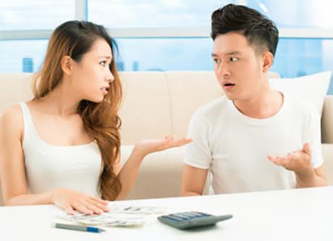 tien chong, tien vo trong hon nhan, muon em am thi vo phai 