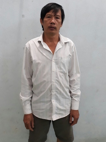 ke-vuot-nguc-hai-doi-be-gai-ngoi-tu-10-nam-nhung-khong-bi-lo