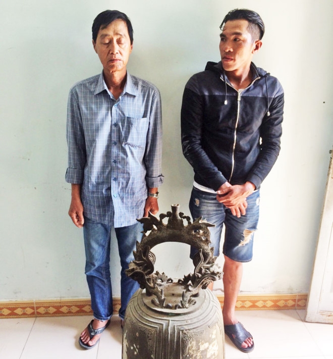 Nghi pham trom chuong chua bi bat tren duong di tieu thu hinh anh 1