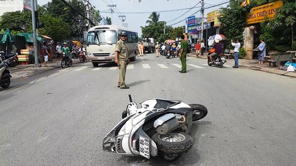 tai nạn, tông xe liên hoàn, Sài Gòn, xe tải cẩu