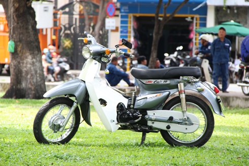 honda-cub-canh-en-do-doc-nhat-viet-nam-page-2-6