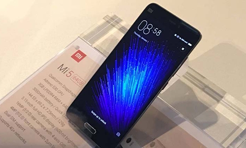 loat-thiet-bi-xiaomi-sap-duoc-cap-nhat-android-7-nougat