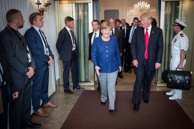  Thủ tướng Đức tiếp đón Tổng thống Mỹ Donald Trump ngày 6/7, một ngày trước Hội nghị G20. (Ảnh: Reuters) 