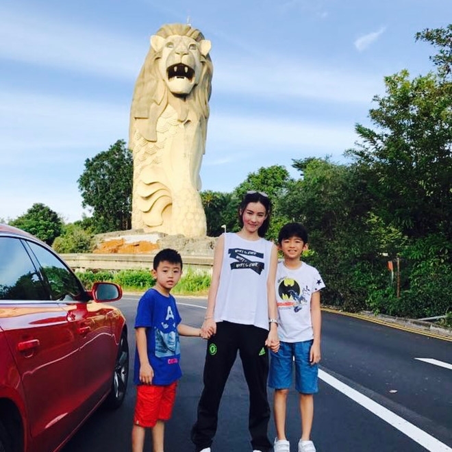 Bao Trung he lo biet thu cua Truong Ba Chi o Canada hinh anh 3