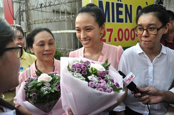 dong thai bat ngo phia luat su cua cao toan my khien hoa hau phuong nga phai lo ngai - 3