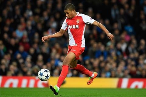 HLV Wenger xac nhan quan tam tien dao Mbappe hinh anh 2