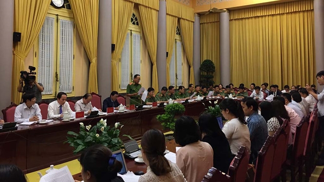 Toàn cảnh buổi họp báo công bố Lệnh của Chủ tịch nước chiều 12.7 /// Ảnh Trường Sơn