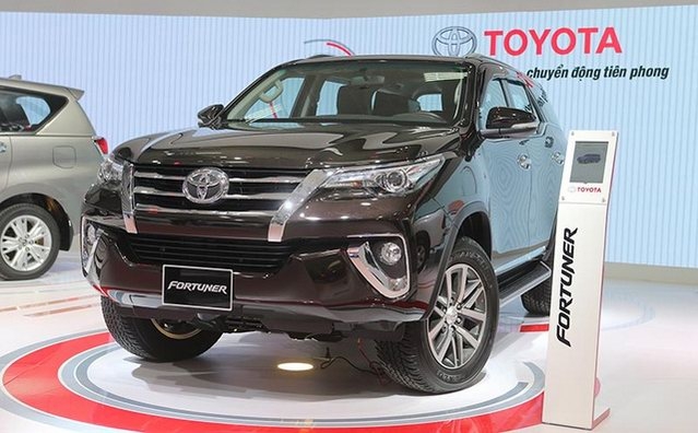 vi sao toyota fortuner khong giam gia nhung van dat hang? hinh anh 2