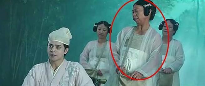 'Bac gai xau xi' trong phim Chau Tinh Tri ngay cang noi tieng hinh anh 1