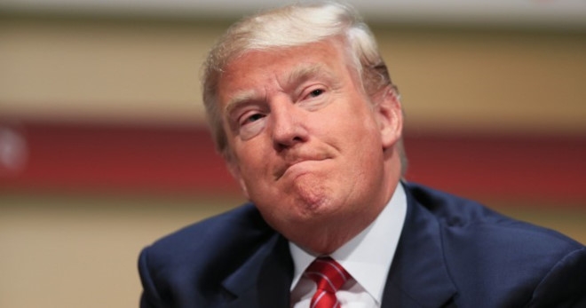 Ty le ung ho TT Trump thap ky luc sau 6 thang nham chuc hinh anh 1