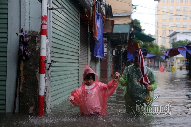 Áp thấp nhiệt đới,Tin bão mới nhất,Cơn bão số 2,mưa lớn,ngập Hà Nội