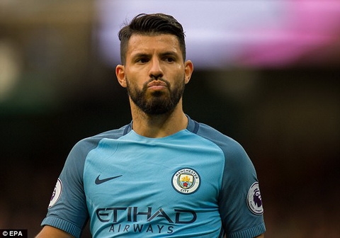 Dich than chu tich Man City khang dinh khong ban Sergio Aguero.