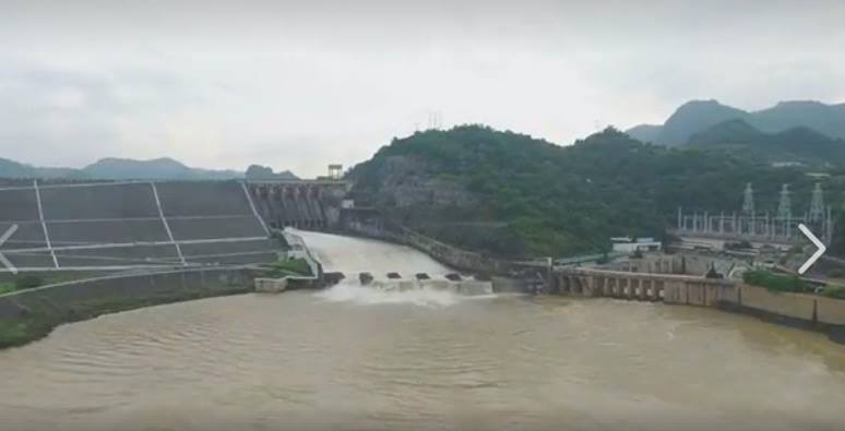 thuy dien hoa binh 9 nam moi xa lu: dan bat chap nguy hiem den xem hinh anh 1