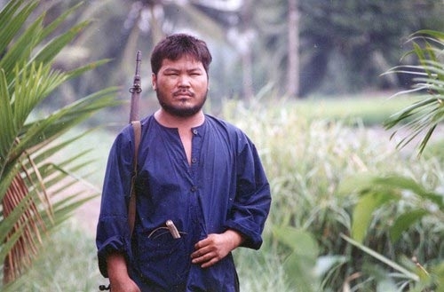 3 ngoi sao vut sang chi bang mot vai dien duy nhat hinh anh 1
